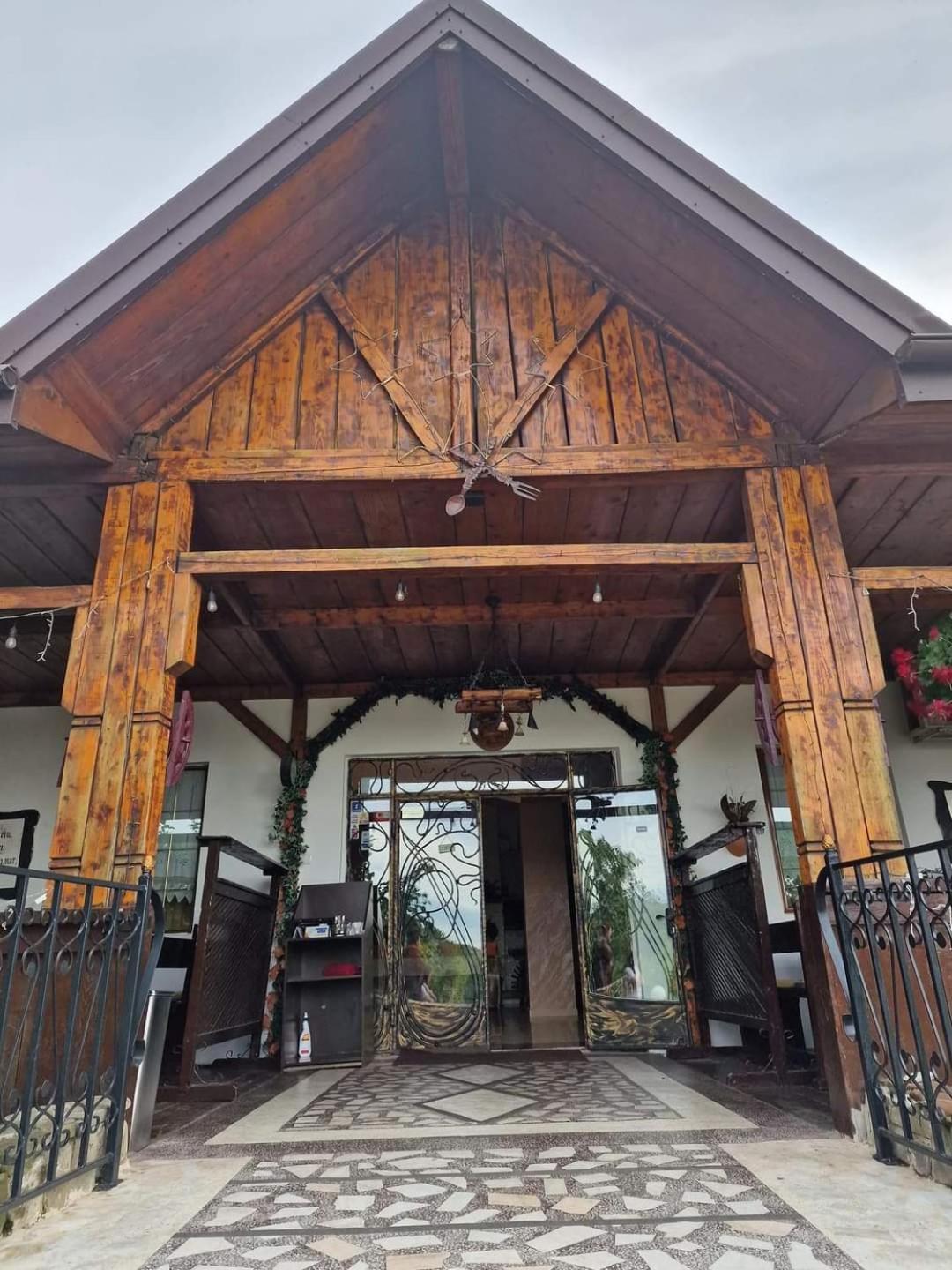 Отель Casa Boiereasca Яссы Экстерьер фото