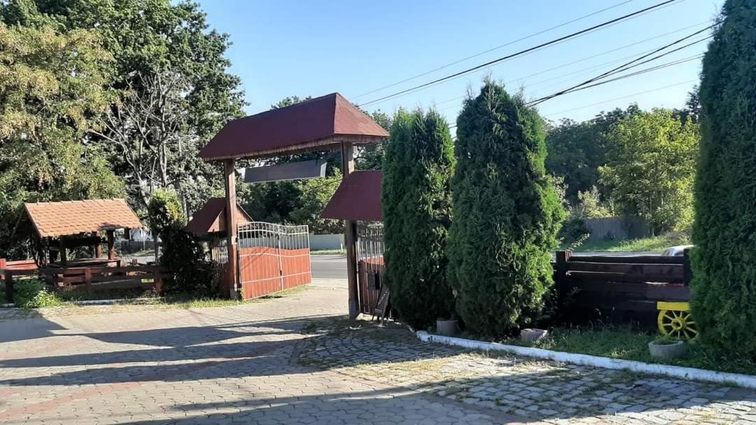 Отель Casa Boiereasca Яссы Экстерьер фото